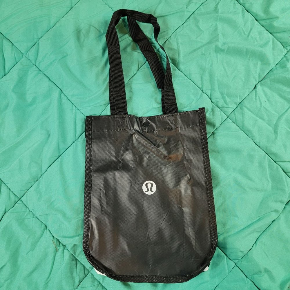 Lululemon Reusable Shopping Gift Bag Small Tote Black Travel Casual Makeup